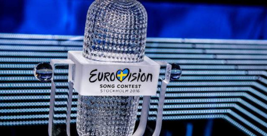 Ξεκίνησε ο τελικός της Eurovision με έκπληξη από τον Τζάστιν Τιμπερλέικ!