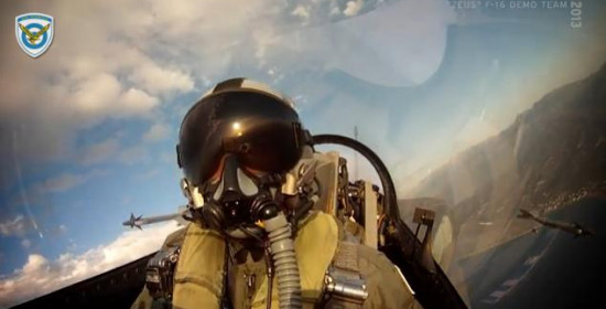 F 16 πάνω από το Μάλεμε με ήχους από τη Κρήτη (video)