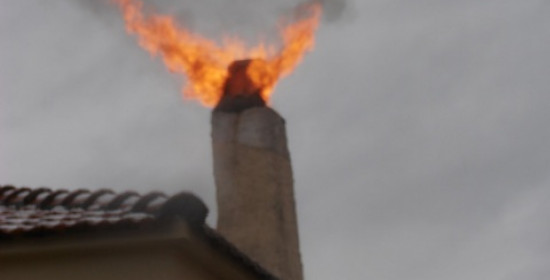 Πελόπιο: Φωτιά σε καμινάδα κατοικίας - Και νέα πυρκαγιά στον Πύργο (Νεότερη ενημέρωση 20:31)