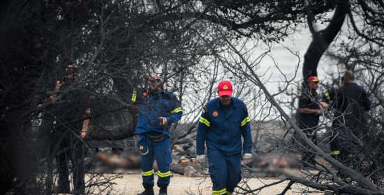Επιπλέον μέτρα στήριξης των πληγέντων από τις πυρκαγιές εξήγγειλε το υπουργείο Εργασίας