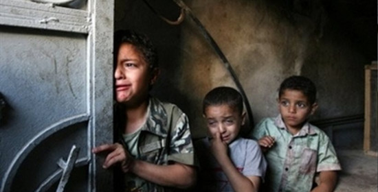 327 επιζώντες του Ολοκαυτώματος καταδικάζουν το Ισραήλ για τη σφαγή στη Γάζα