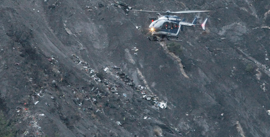 Germanwings: Ένας από τους κυβερνήτες είχε κλειδωθεί έξω από το πιλοτήριο
