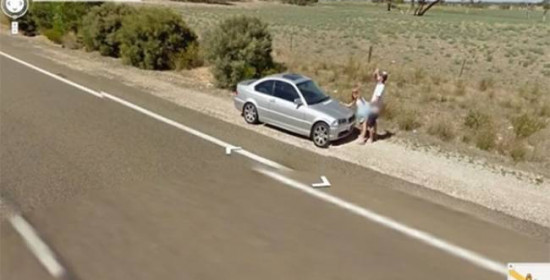 Βίντεο: Τα πιο περίεργα πράγματα που κατέγραψε το Google Street View