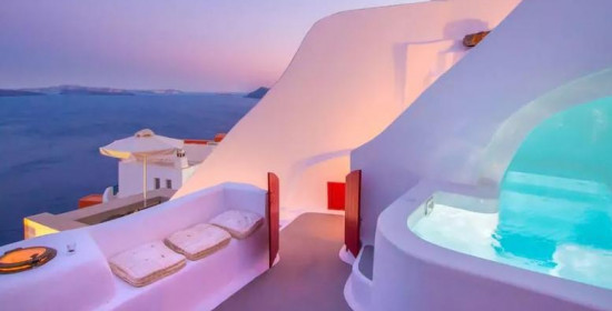 Δέκα χρόνια Airbnb: Δύο ελληνικά στα 10 πιο επιθυμητά καταλύματα στον κόσμο