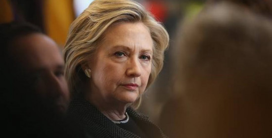 Χίλαρι Κλίντον: "Πυρετός" στο εκλογικό παρασκήνιο από την πνευμονία της