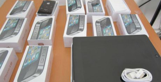 Πάτρα: Πουλούσαν ψεύτικα κινητά τηλέφωνα σε ανυποψίαστους στο κέντρο