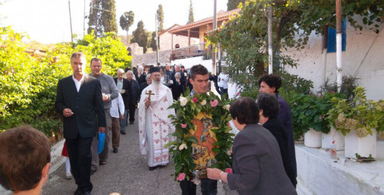 Κάστρο Κυλλήνης: Πιστοί στις παραδόσεις στον εορτασμό του Αγ. Δημητρίου
