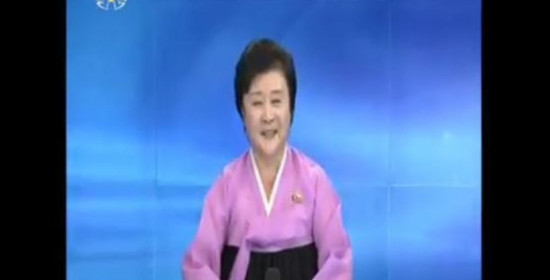 Βόρεια Κορέα: Χαμογελώντας εκφώνησε την είδηση για την πυρηνική δοκιμή η παρουσιάστρια