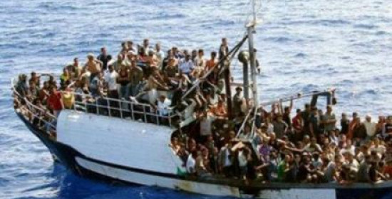 Ζάκυνθος: Μετέφεραν λαθρομετανάστες - Ανάμεσά τους 12 παιδιά