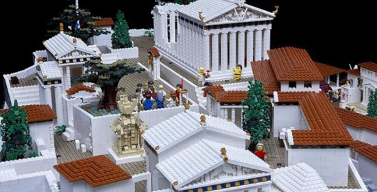 Φωτογραφίες: Μια Ακρόπολη φτιαγμένη από . . . 120.000 Lego!