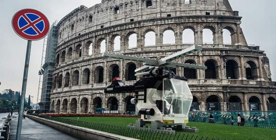 Απίστευτο project στην Ρώμη - Στους δρόμους αμάξια, φορτηγά και ελικόπτερα από lego