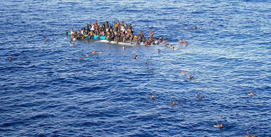 Τραγωδία στις λιβυκές ακτές: Περίπου 100 πρόσφυγες βρέθηκαν νεκροί