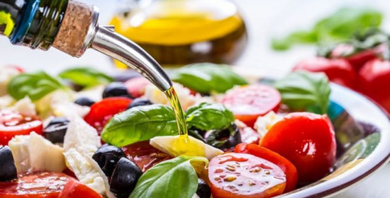 Η μεσογειακή διατροφή ελαττώνει τον κίνδυνο της άνοιας