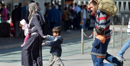 Αδιέξοδο στην Ευρώπη για τους πρόσφυγες, αγωνία στην Ελλάδα