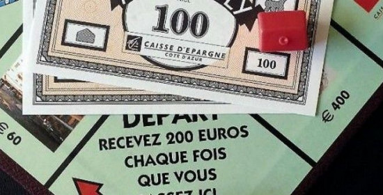 Έλληνας κοσμηματοπώλης στο Παρίσι "πληρώθηκε" 6 εκατ. ευρώ σε χαρτονομίσματα Monopoly