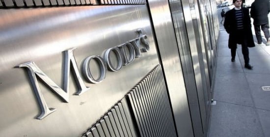 Η Moody's απειλεί με υποβάθμιση της ελληνικής οικονομίας αν δεν εκλεγεί Πρόεδρος της Δημοκρατίας