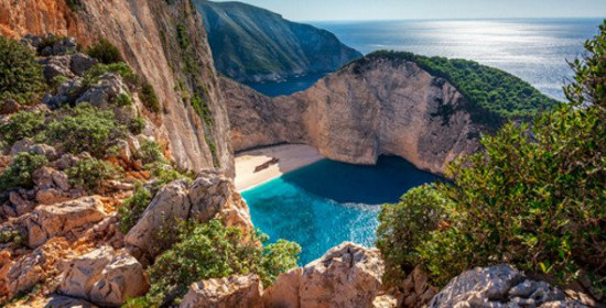Αυτές είναι οι ομορφότερες παραλίες στον κόσμο: Ναυάγιο και Σαρακίνικο στην πρώτη 15άδα