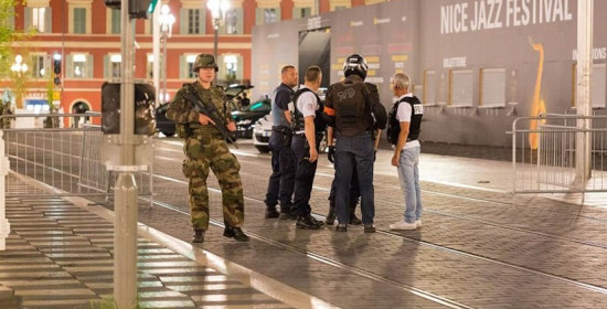 Απίστευτη δήλωση στη Νίκαια: Η επίθεση χάλασε το ταξίδι μου για ψώνια!