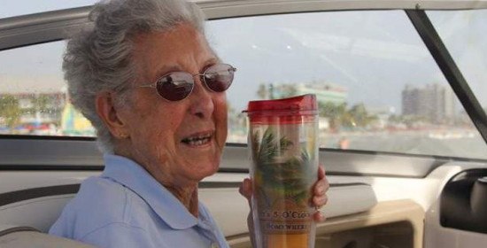 Μάθημα ζωής: Καρκινοπαθής 90 ετών είπε όχι στις χημειοθεραπείες και ξεκίνησε να ταξιδεύει 
