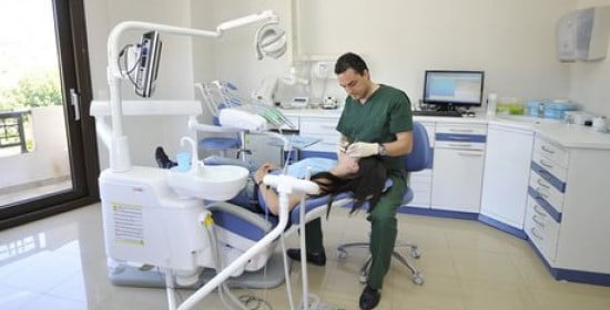 Νόμιμο και με τη βούλα του ΣτΕ το άνοιγμα του οδοντιατρικού επαγγέλματος