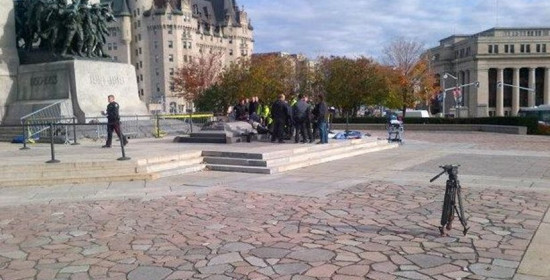 Καναδάς: Τουλάχιστον ένας τραυματίας από πυροβολισμούς έξω από το κοινοβούλιο της Οτάβα