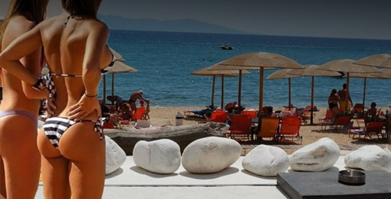 Παραλία "δαγκωτό" ψηφίζουν χιλιάδες Έλληνες