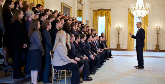 Ο Πρόεδρος των ΗΠΑ Μπάρακ Ομπάμα με τους βραβευθέντες.