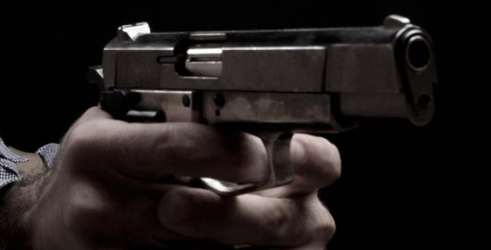 Πυροβόλησαν αστυνομικό στο κεφάλι στο Ζεφύρι - Σε εξέλιξη έρευνα της ΕΛ.ΑΣ.