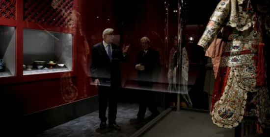 Μάγεψαν τα αντικείμενα από την Απαγορευμένη Πόλη του Πεκίνου στο Μουσείο Ακρόπολης - Σαν σκηνικό