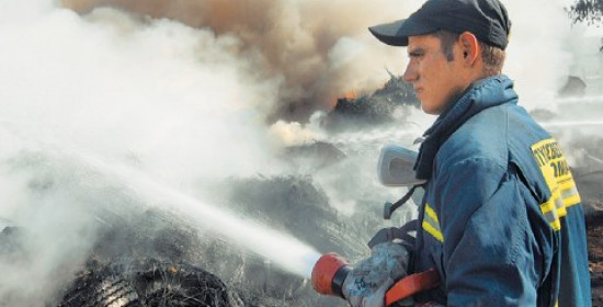 Αιτήσεις τον Ιανουάριο για 750 πυροσβέστες 