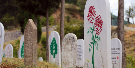 Το άγνωστο νεκροταφείο για να μην μείνουν άνθρωποι στα αζήτητα