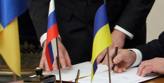 Ουκρανοί: Δεν θα παραδώσουμε την Κριμαία - Τι απαντά η Ρωσία