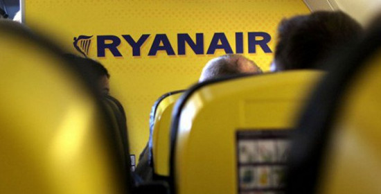 Η Ryanair πουλά 100.000 εισιτήρια αντί 9,99 ευρώ για έξι προορισμούς 