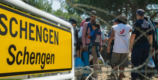 Έρευνα: Η κατάρρευση της Σένγκεν θα κόστιζε στην ΕΕ 470 δισ. ευρώ