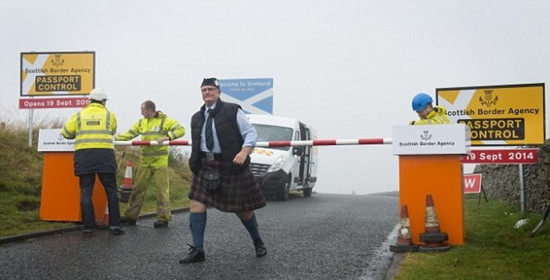 "Κέντρο ελέγχου διαβατηρίων" ξεφύτρωσε στα σύνορα της Σκωτίας