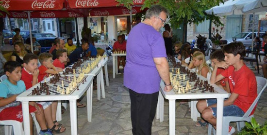 Αγώνας Σκάκι "Σιμουλτανέ" στη Ν. Φιγαλεία