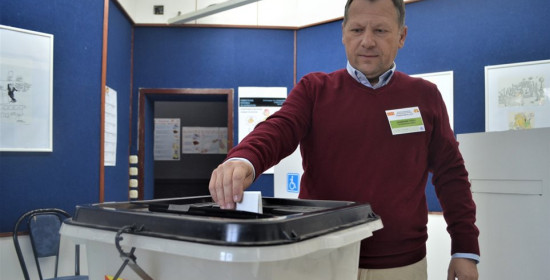 Δημοψήφισμα στα Σκόπια: Ψηφίζουν Ναι ή Οχι στη Συμφωνία των Πρεσπών - Κλειδί η συμμετοχή 
