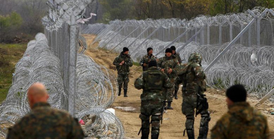 ΠΓΔΜ:Παράταση της κατάστασης κρίσης στα σύνορα με Ελλάδα μέχρι τα τέλη 2016