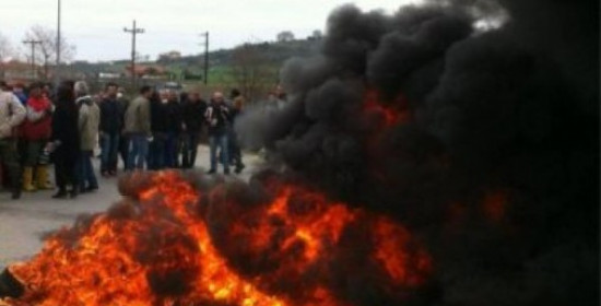 "Βράζει" η Ιερισσός Χαλκιδικής μετά τα δακρυγόνα! Ο Εισαγγελέας τους "μαζεύει" όλους για σύσκεψη