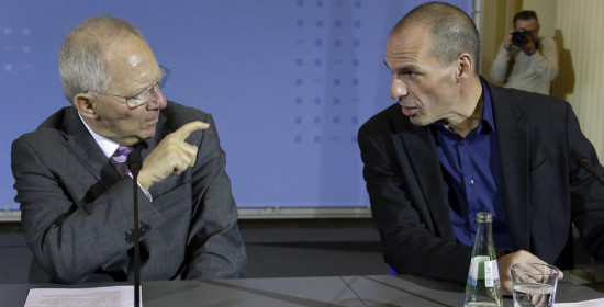 Euractiv:Ο Σόιμπλε ήταν έτοιμος να "λαδώσει" με 50 δισ. για να γίνει Grexit