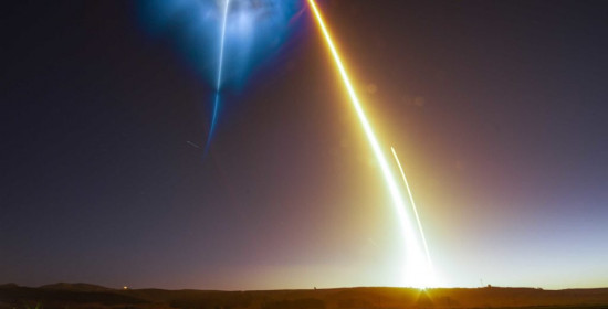 Η εντυπωσιακή εκτόξευση πυραύλου της SpaceX που . . . λαχτάρισε τους Καλιφορνέζους