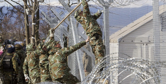 Ενισχύει τα μέτρα στα σύνορα η κυβέρνηση της ΠΓΔΜ - Φοβάται επεισόδια