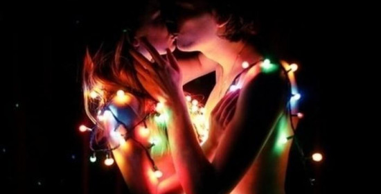 Χριστούγεννα: Η ιδανική εποχή για ερωτικές περιπέτειες! 