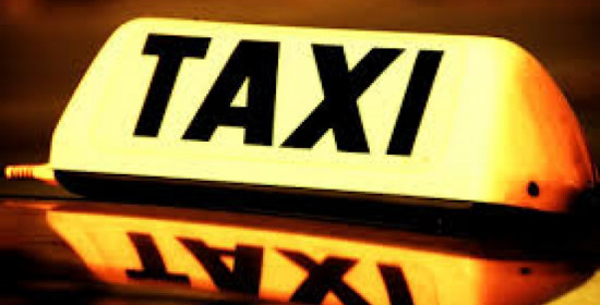 Πάτρα: Ταξιτζής "την έπεσε" σε 16χρονη διαφημίζοντας . . . τα "προσόντα" του - Στην Ηλεία ζει το θύμα