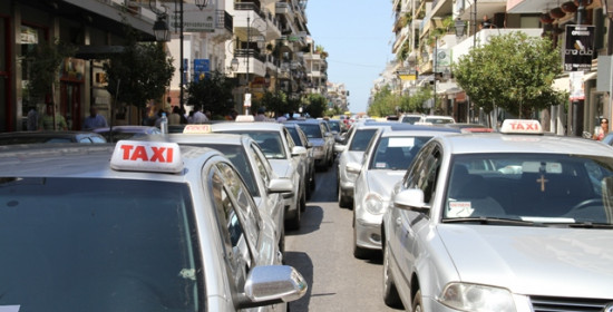 Ενημέρωση για τις διοικητικές κυρώσεις κατά των ταξιτζήδων ζητά το Υπουργείο Μεταφορών