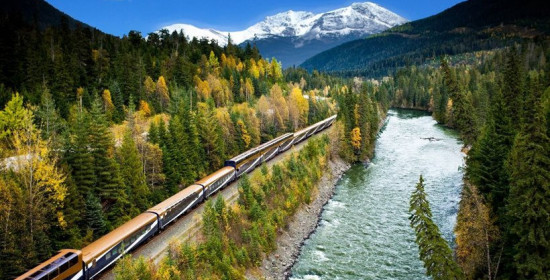 Τα 10 πιο συγκλονιστικά ταξίδια με τρένο