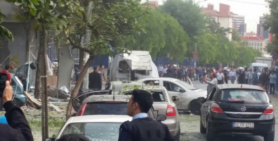 Τουρκία: Πολλοί τραυματίες έπειτα από έκρηξη σε αστυνομικό τμήμα στην Κωνσταντινούπολη