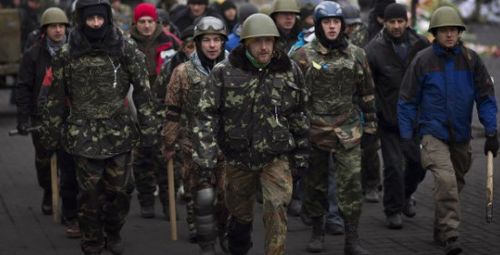 Η Ουκρανία σε κίνδυνο: Χάος, εντάσεις και νεοναζί στους δρόμους και τα υπουργεία