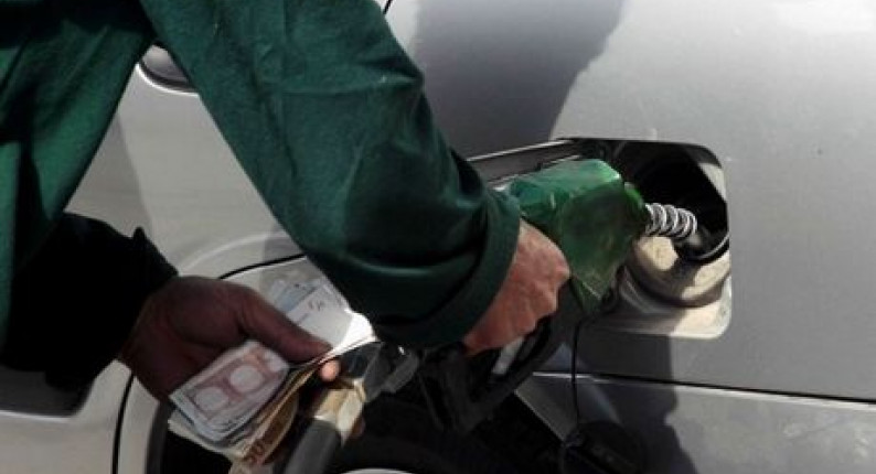 ''Ακριβή'' πρωτιά για την τιμή της βενζίνης στην ελλάδα