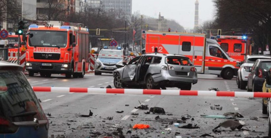 Έκρηξη παγιδευμένου αυτοκινήτου στο Βερολίνο - Ένας νεκρός